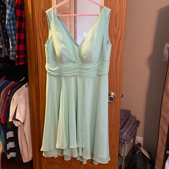 JJs House | Dresses | Jjs House Aline Vneck Asymmetrical Chiffon ...